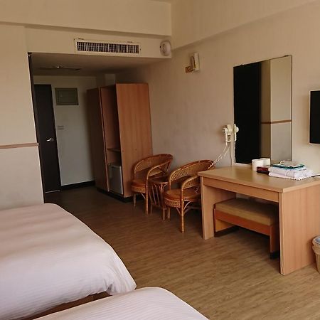 Angela Hotel Taitung Экстерьер фото