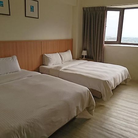 Angela Hotel Taitung Экстерьер фото